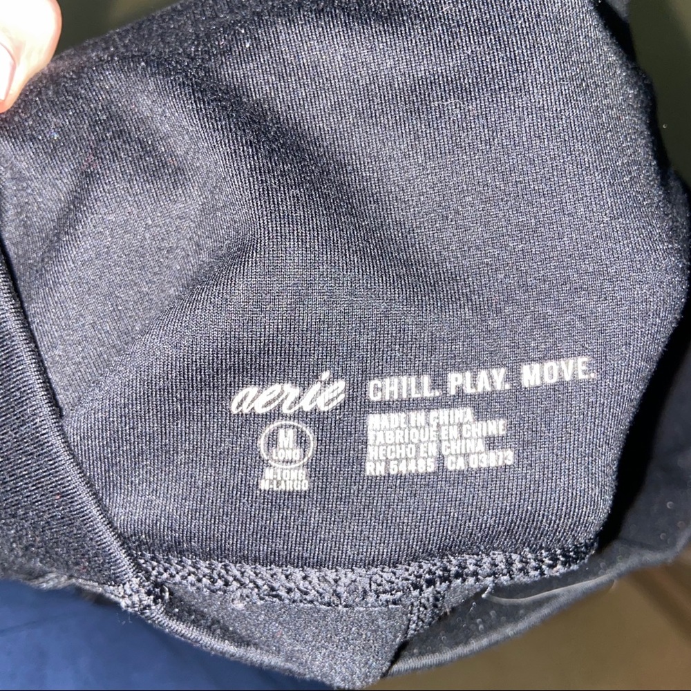 Aerie Play Black Pocket Leggings - Picture 3 of 4